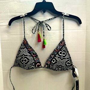 NWT! LA BLANCA Bikini top, size 12. 2in1, Reversible, black,white,multicolored.
